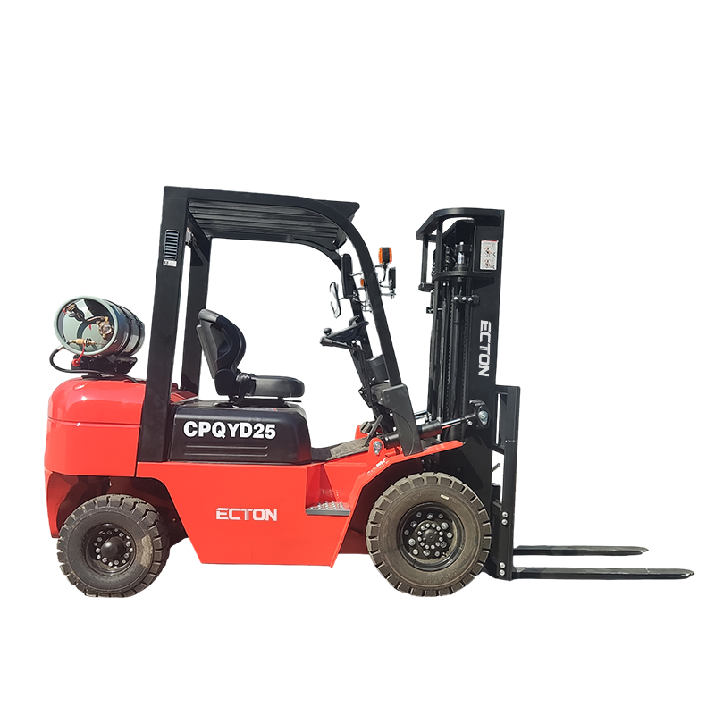 GASOLINE/LPG FORKLIFT